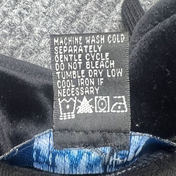 Christmas Sweater Planet And Company Woman Size Petite Med Knit Holiday Cardigan - Picture 11 of 16